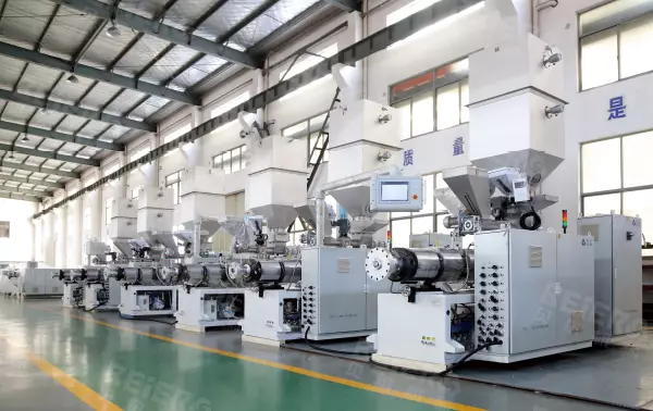 What are the components of pvc pipe extrusion line?